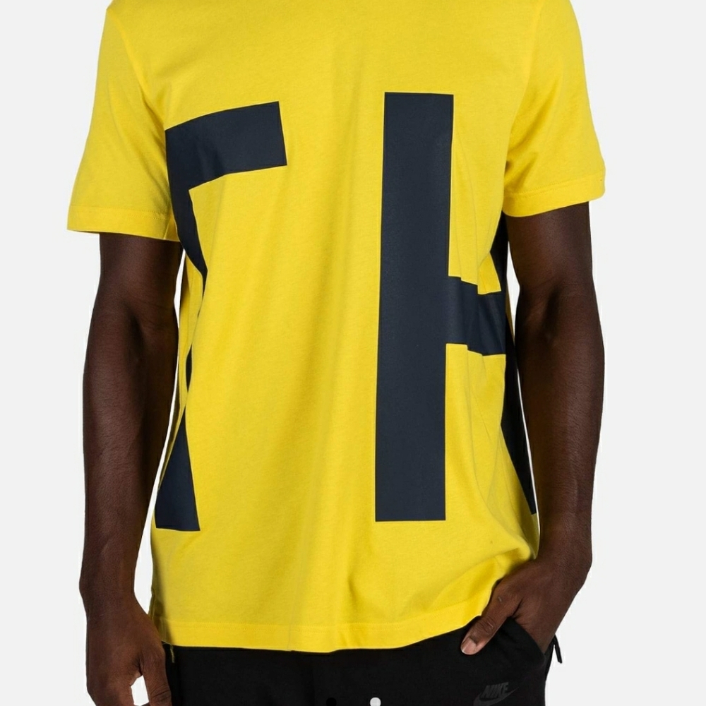 Tommy Hilfiger tee